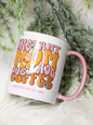 TAZA SUBLIMADA CON ASA DE COLORES