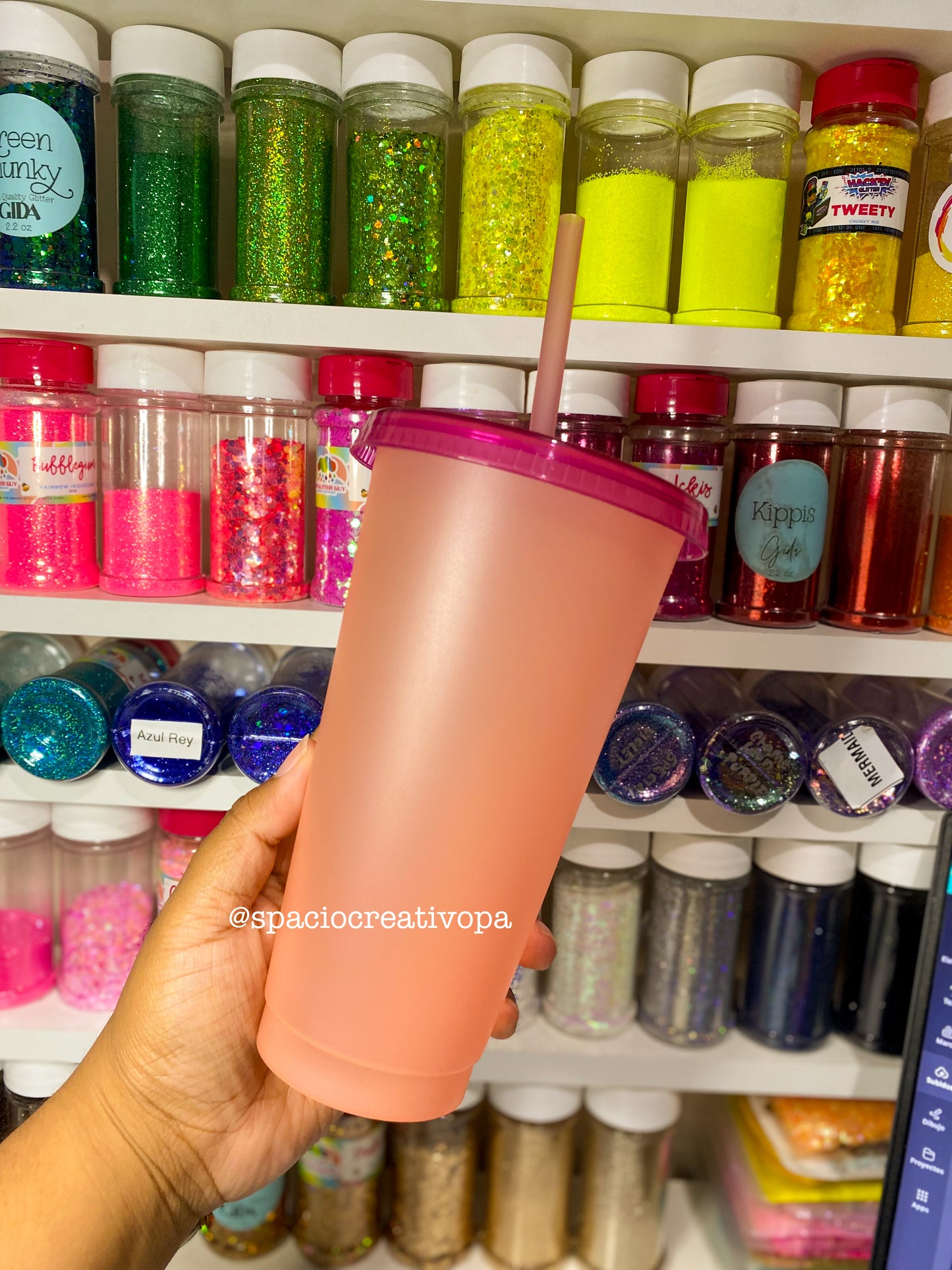 VASO PLÁSTICO 24oz (CAMBIA DE COLOR)