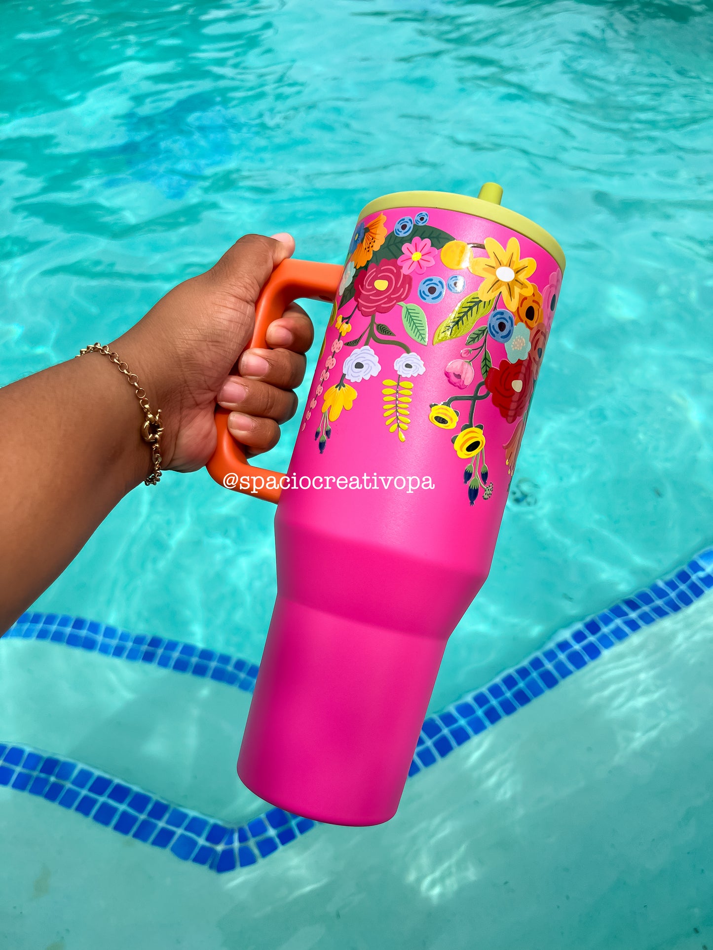 VASO DE 40oz - FLORES (ANTI DERRAME)