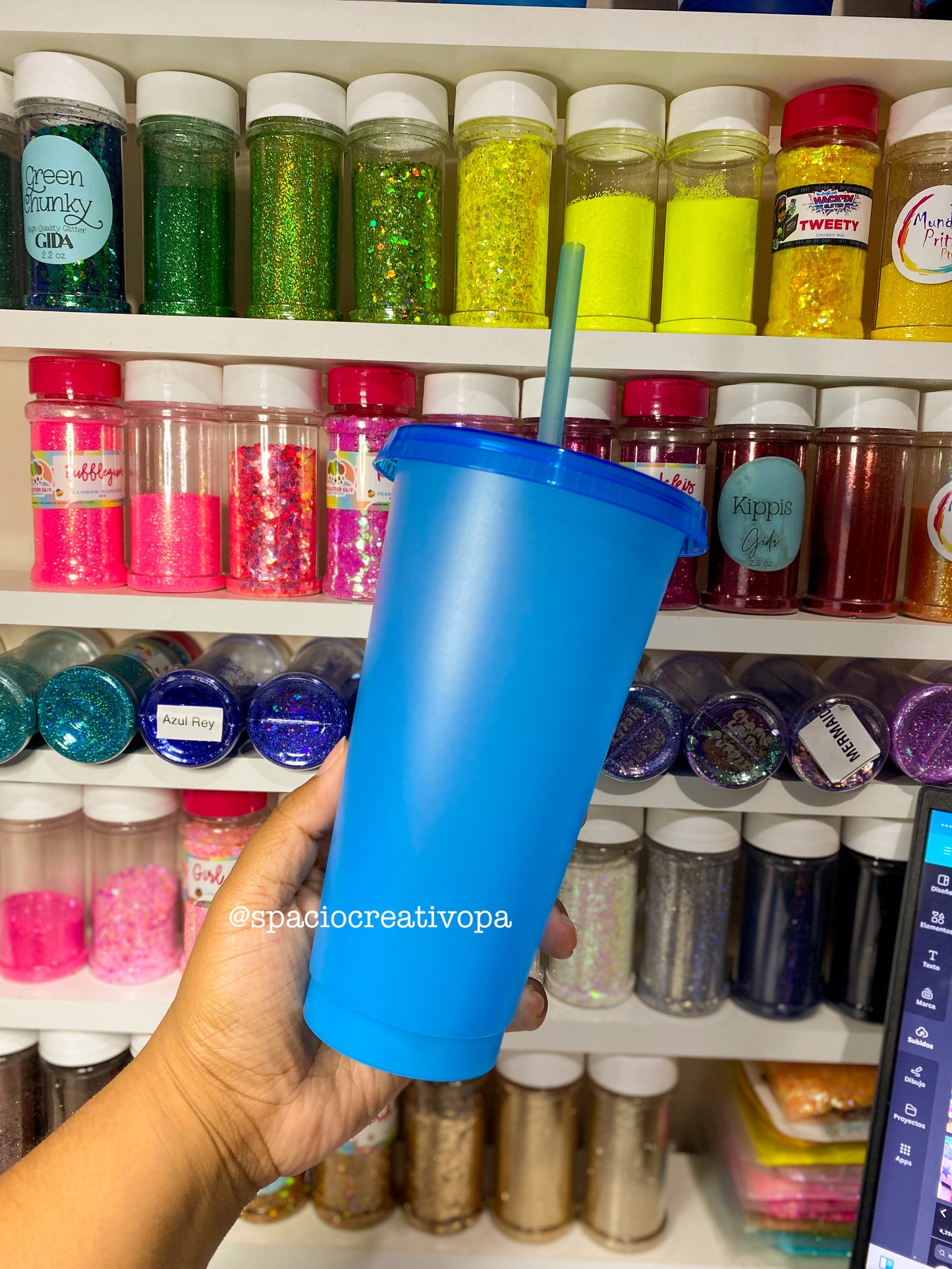 VASO PLÁSTICO 24oz (CAMBIA DE COLOR)