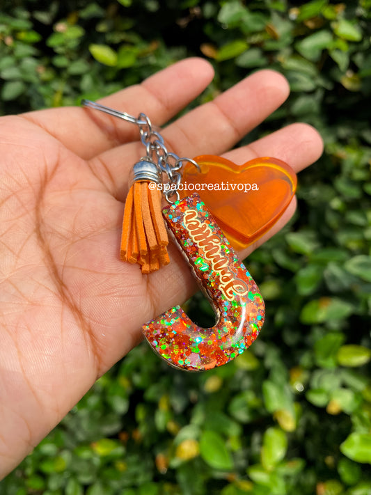 LLAVERO DE CORAZÓN CON BORLA