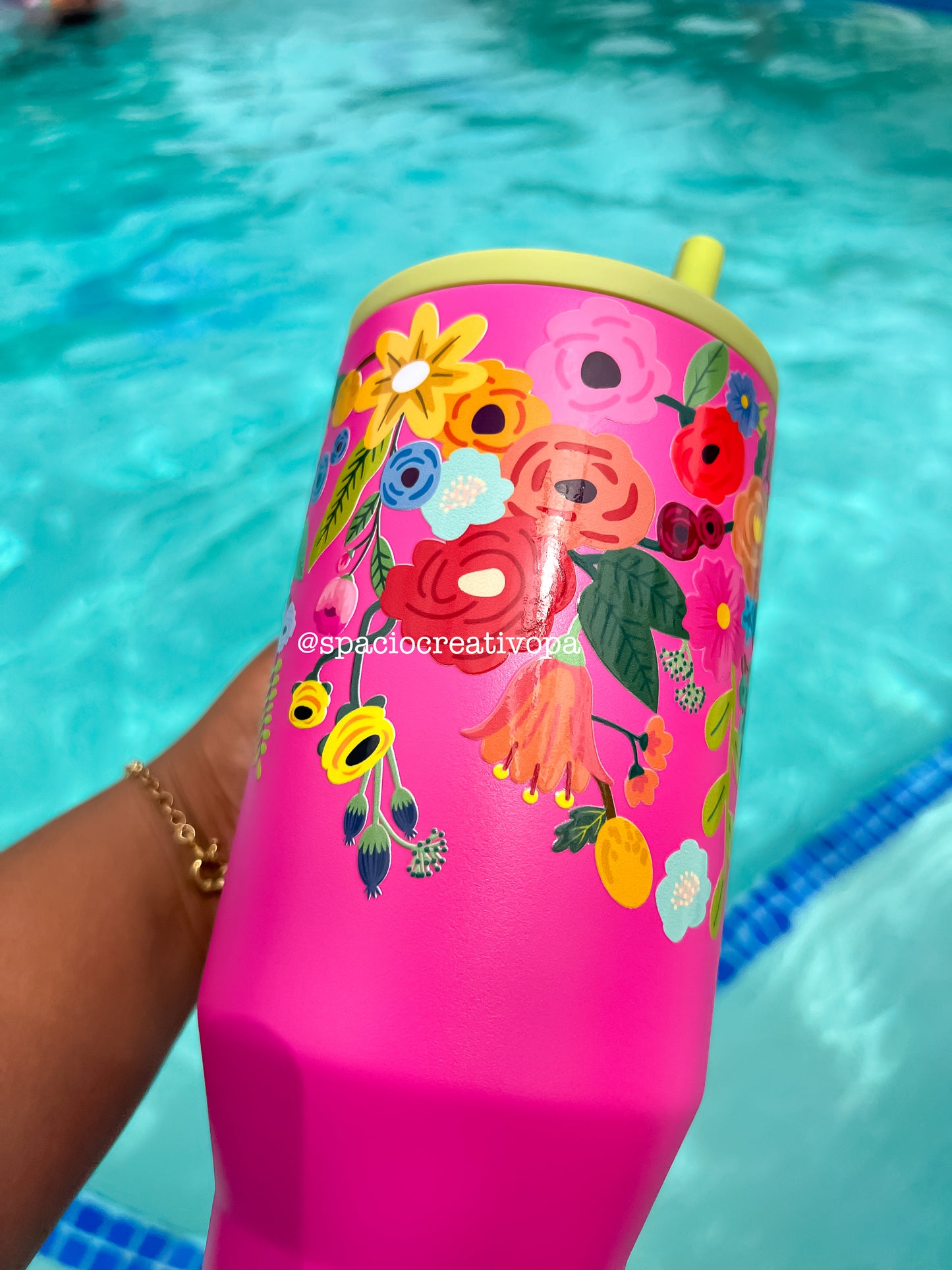 VASO DE 40oz - FLORES (ANTI DERRAME)